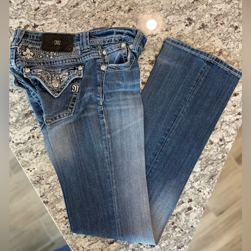 Miss Me Boot cut size 28